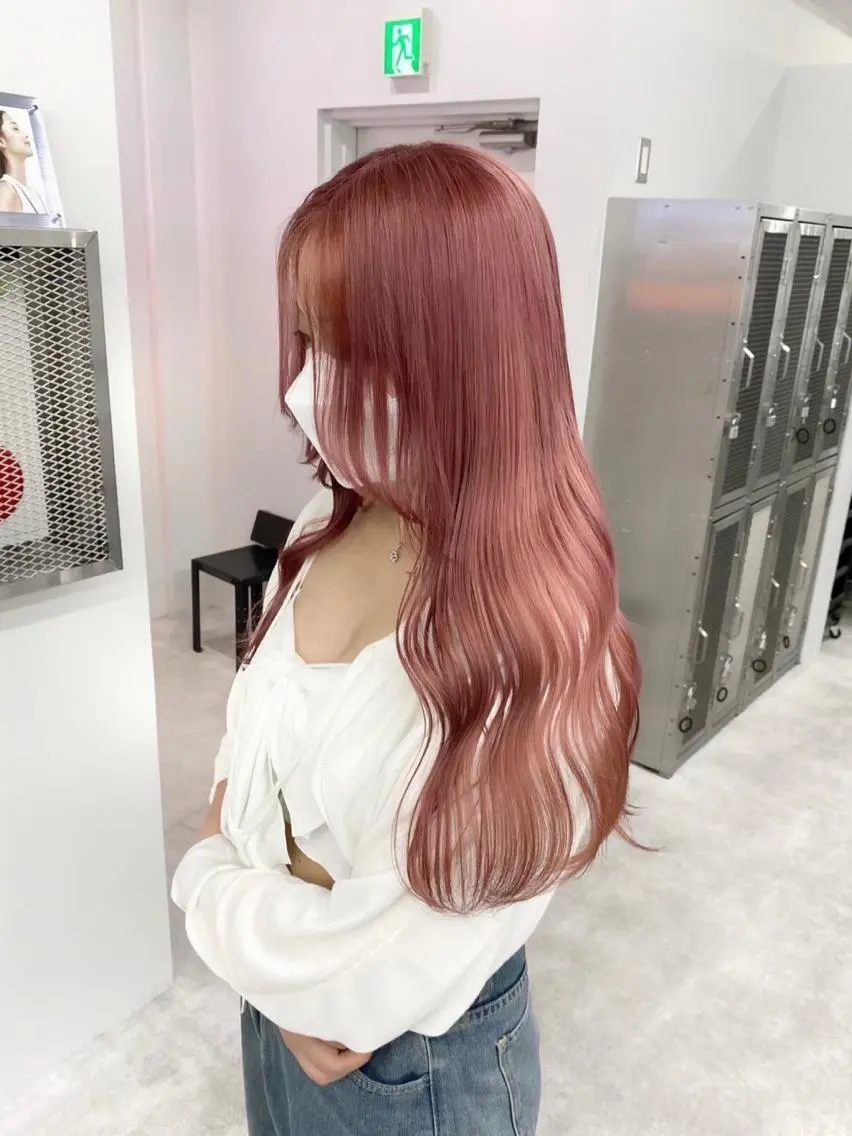 ロング カラー ヘアアレンジ バレイヤージュ ブリーチ ケアブリーチ デザインカラー ダブルカラー 髪質改善【縮毛矯正】 北千住 田邉 澪のヘアスタイル
