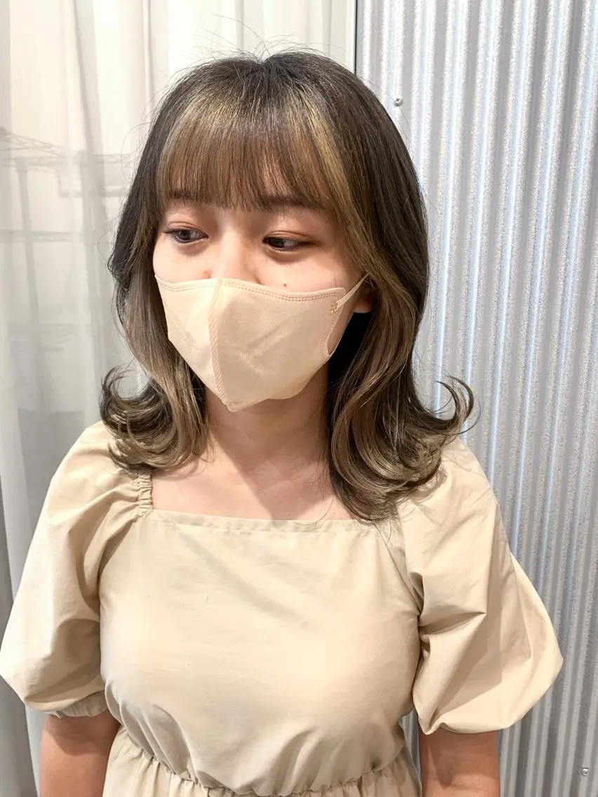 ミディアム カラー ヘアアレンジ カット ヘアカラー トリートメント yuka .のヘアスタイル