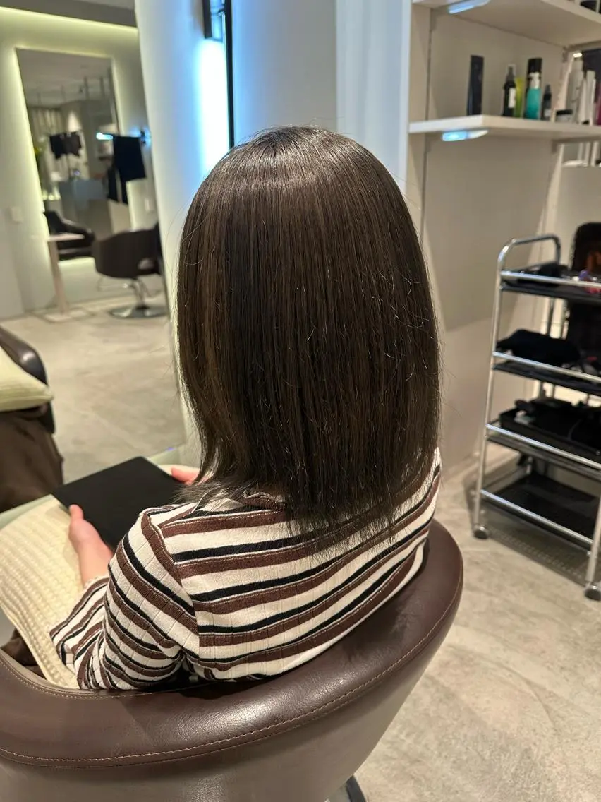 ショート カラー 髪質改善ストレート 中林優太のヘアスタイル