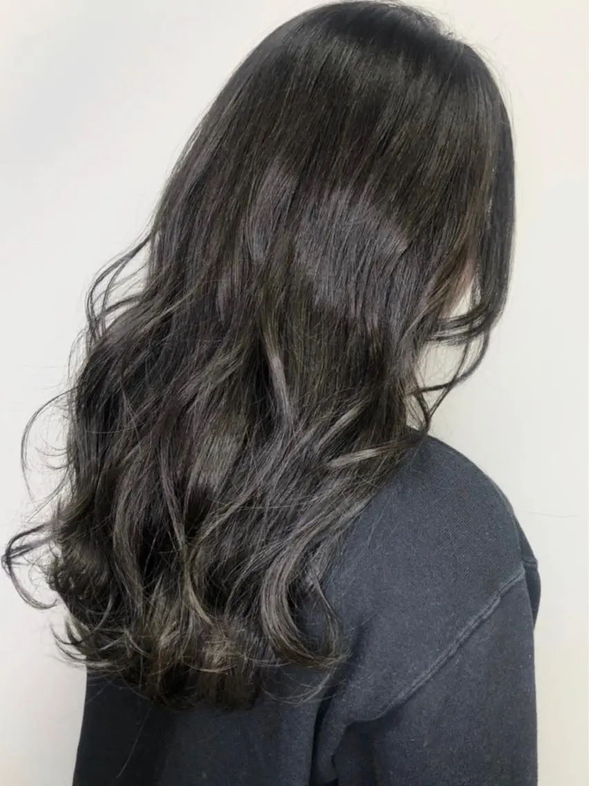ロング レイヤー/艶髪カラー 森本くるみのヘアスタイル