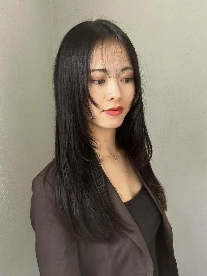 カラー ロング カット ヘアカラー トリートメント 🌼U24 ヘアデザインラボのヘアスタイル