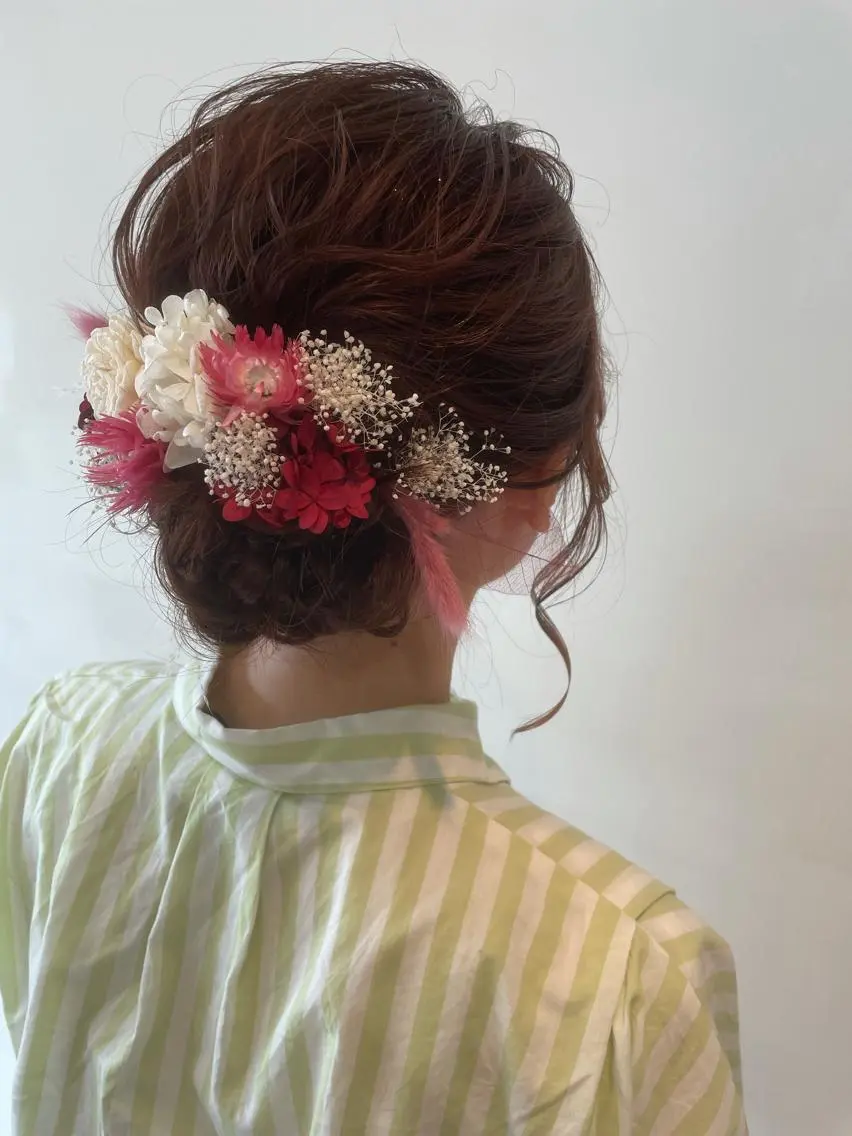 ミディアム ヘアアレンジ ヘアセット 鴫原 亜弥のヘアスタイル