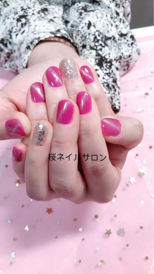 ネイル ハンドネイル MoonNail ユリ🌸のネイルデザイン