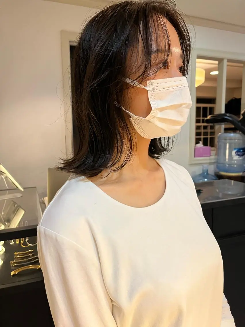 ミディアム eri kinjoのヘアスタイル