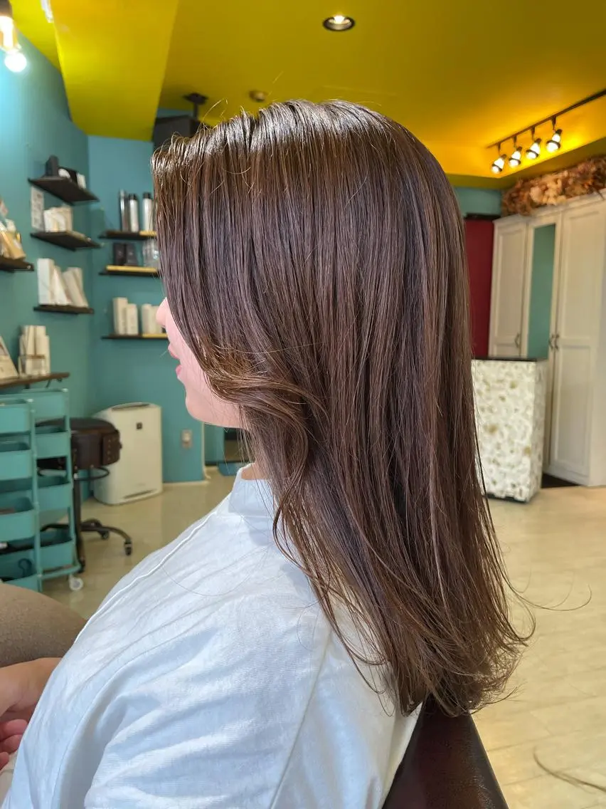 ロング アッシュ アッシュグレー アッシュグレージュ 末石 智のヘアスタイル