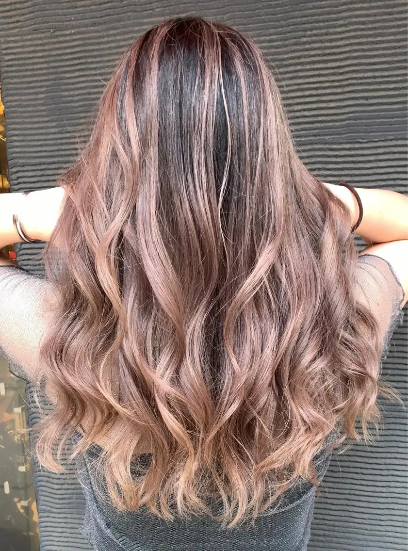 ロング カラー ブロンド ピンクカラー ロング 小川 修平のヘアスタイル