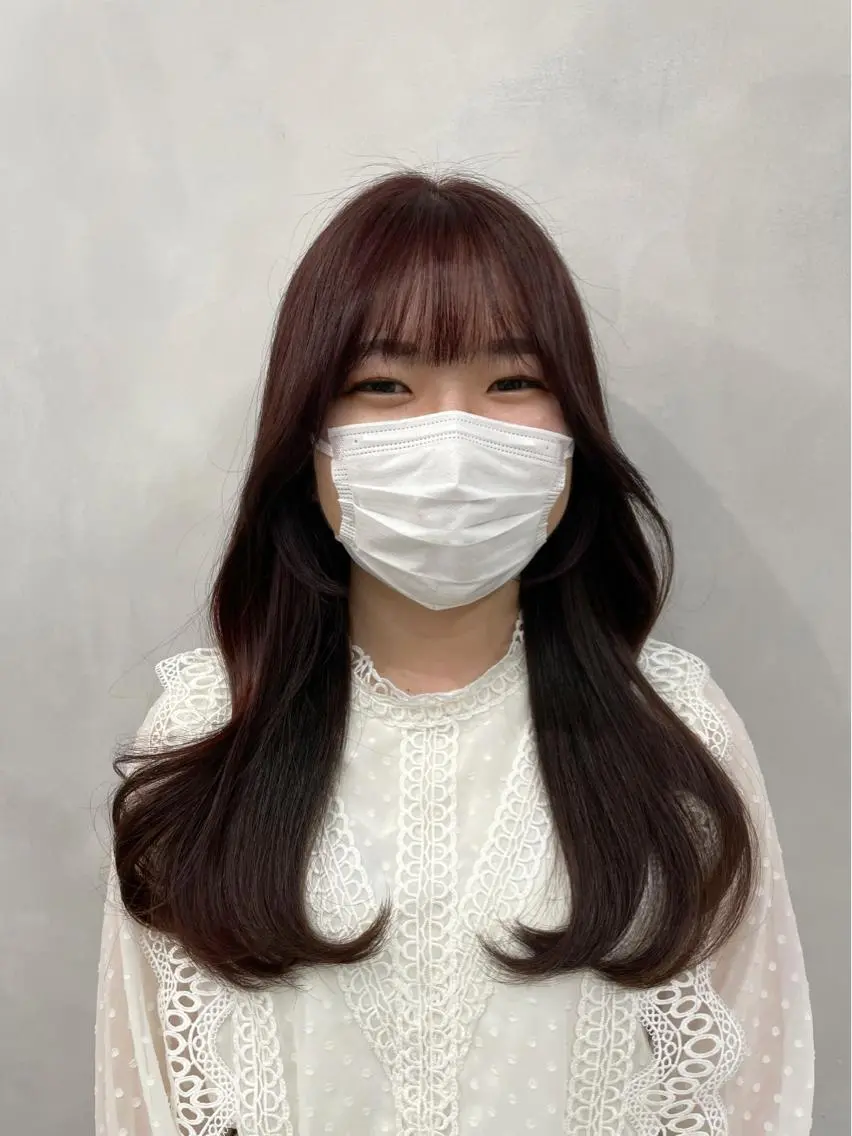 ロング ロングレイヤー 韓国風ヘア レイヤーカット ロング ヘアカラー ❤︎︎韓国ヘア❤︎︎ 𝑺𝒉𝒊𝒉𝒐のヘアスタイル