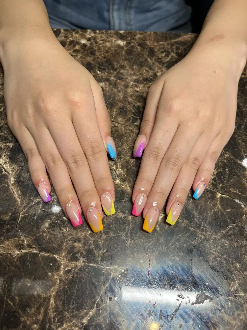 ネイル ハンドネイル IROHA Nail 矢掛萌子のネイルデザイン