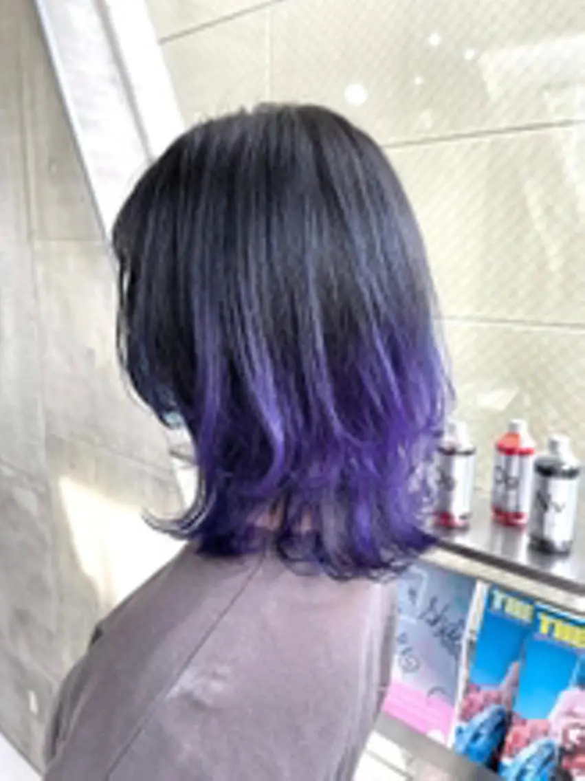 ショート カラー 前田 桃花のヘアスタイル