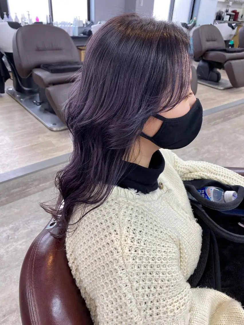 セミロング カラー バレイヤージュ バイオレットカラー レイヤーカット (産休中)磯野 風香 ReCharme新保のヘアスタイル