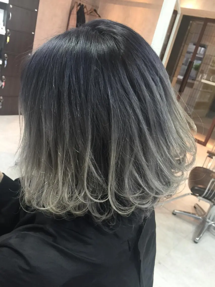 ショート ミディアム カラー ブリーチ グラデーションカラー LAS 代表 ナガカワ コウヘイのヘアスタイル
