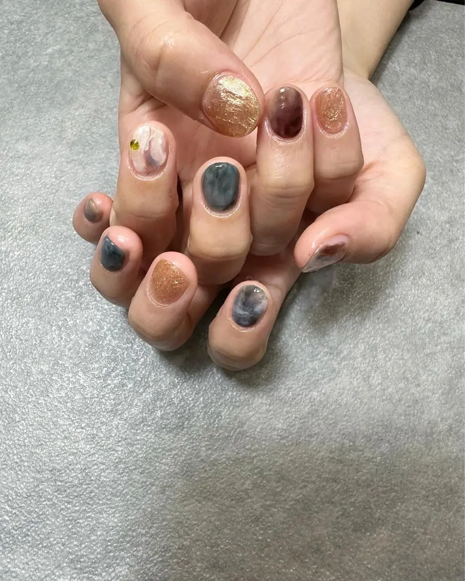ネイル ハンドネイル フットネイル kiii.__ ✴︎*のネイルデザイン