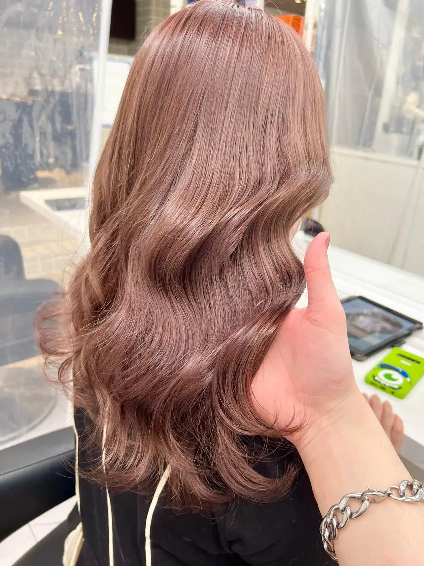 セミロング カラー パーマ ヘアアレンジ メンズ キッズ ネイル マツエク・マツパ アイブロウ 上品＆韓国風 🥀海心🥀のヘアスタイル