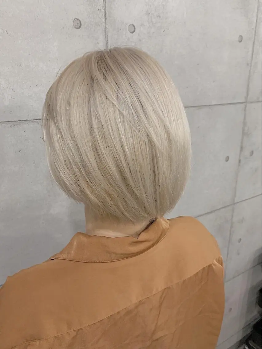 ショート カラー ヘアアレンジ キッズ アディクシーカラー バレイヤージュ ミストバング ベージュカラー 黒髪 カラー特化サロン Eir心斎橋のヘアスタイル