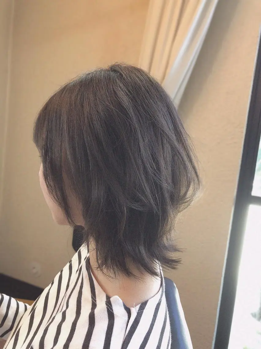 ショート カラー ボブレイヤー アディクシーカラー ボブ レイヤーカット 外ハネヘア カット ヘアカラー 菊池 貢平のヘアスタイル
