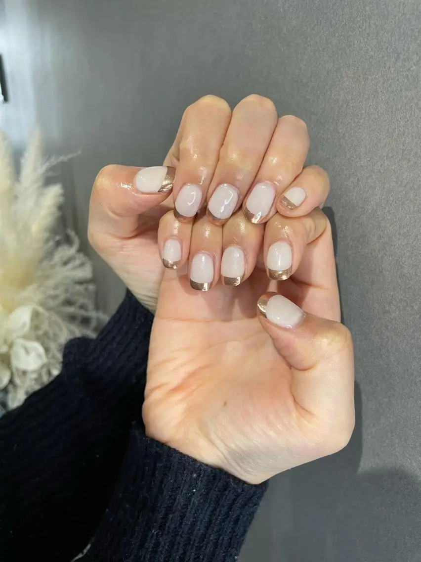 ネイル LAVISH 大和店 emi・:*+のネイルデザイン