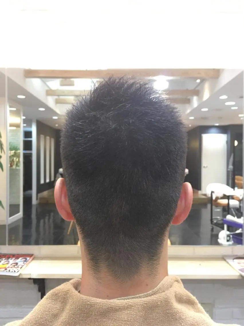 ショート メンズ 石田 有矢のヘアスタイル