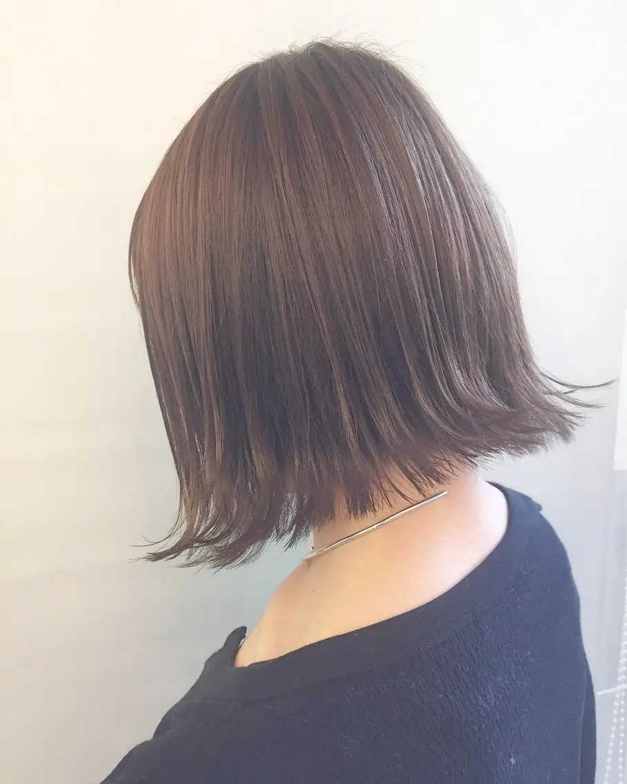 ショート カラー 切りっぱなしボブ ボブ カット ヘアカラー トリートメント 齋藤 咲のヘアスタイル