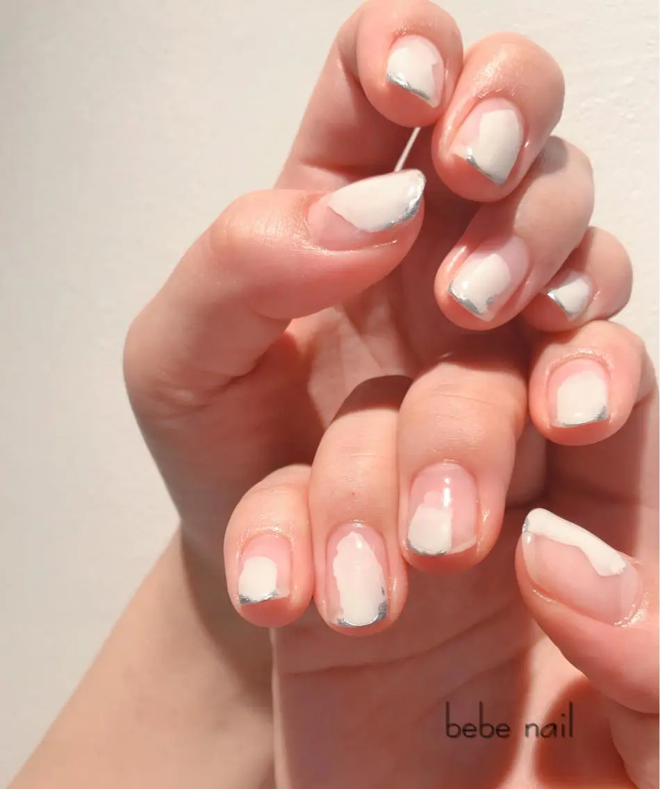 ネイル シルバー シンプルネイル Ann nailのネイルデザイン