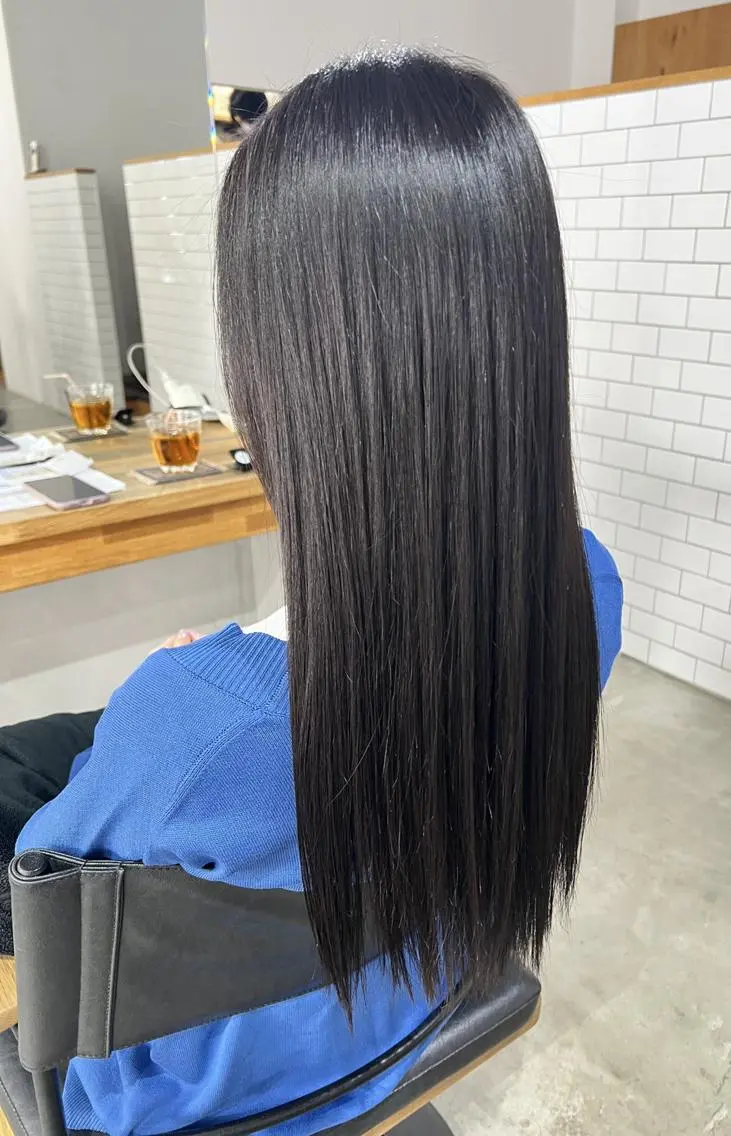 ロング ATEIER ZIZIのヘアスタイル