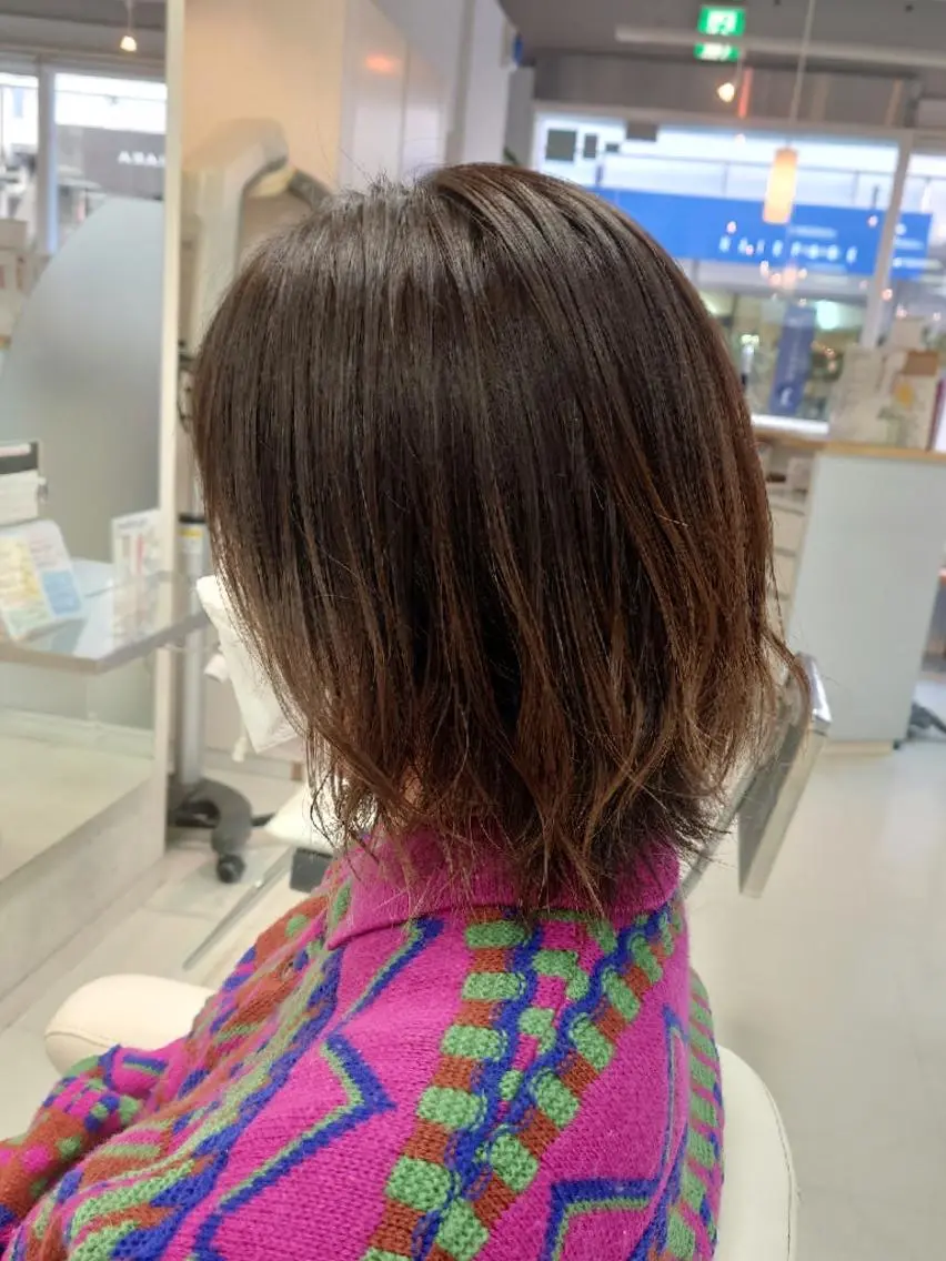ミディアム カット nagane sayakaのヘアスタイル