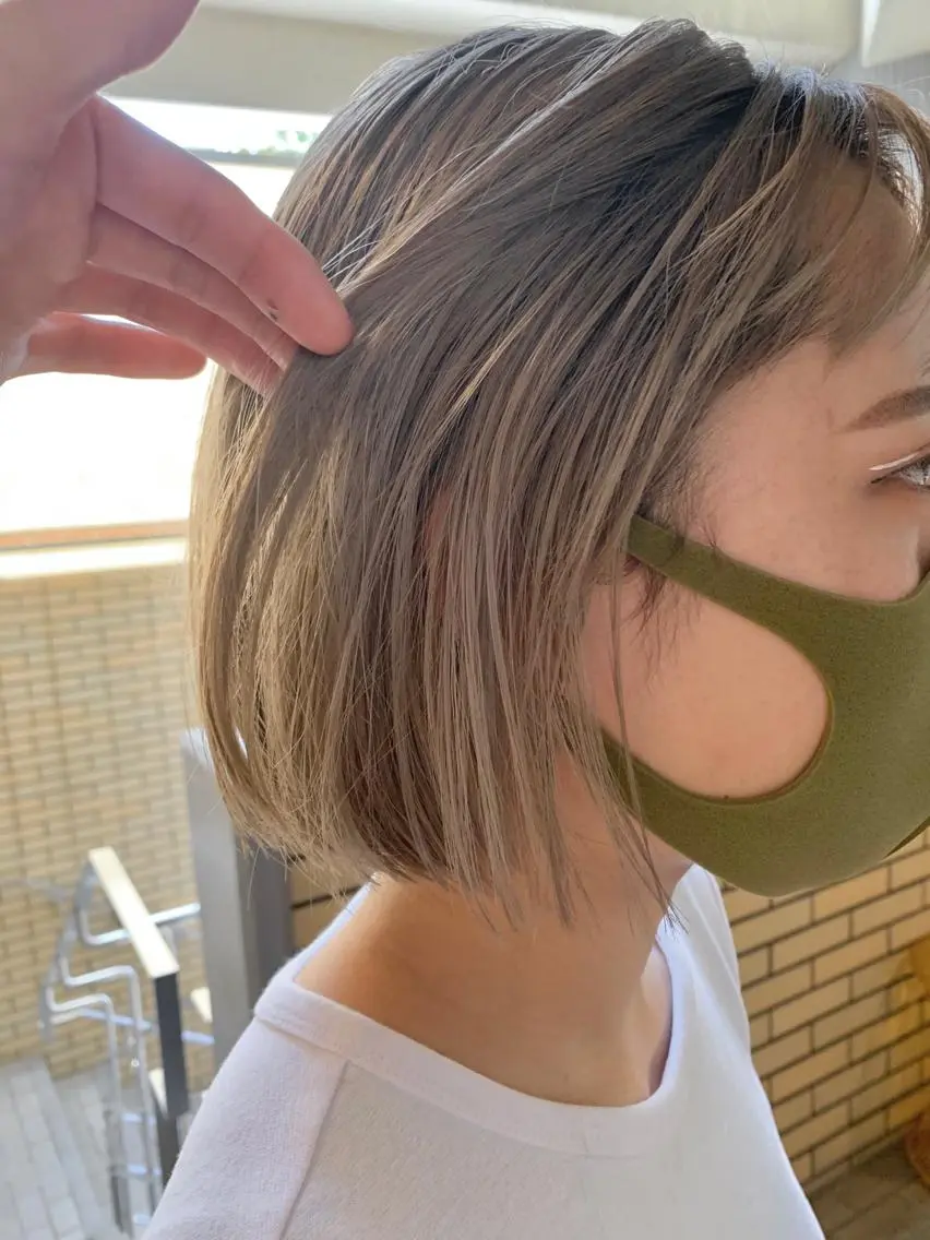 ショート カラー ベージュカラー ミルクティーベージュ ヘアカラー トリートメント 城 健太郎 💎ハイトーンのヘアスタイル