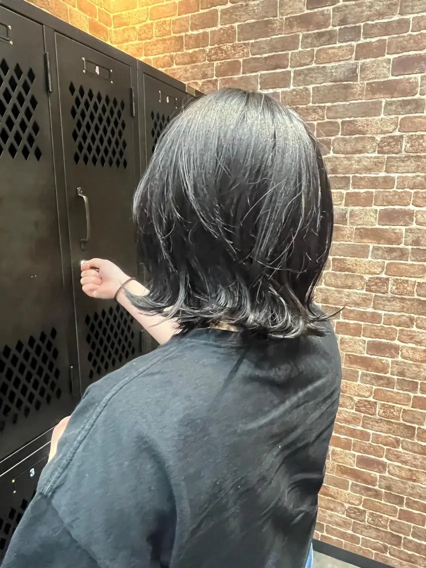 ミディアム カラー パーマ ヘアアレンジ メンズ キッズ ネイル マツエク・マツパ アイブロウ メンズブリーチ メンズハイライト メンズインナーカラー メンズ韓国風 ブリーチ 久木原 ゆりのヘアスタイル
