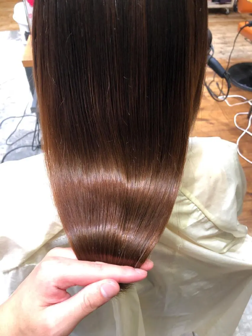 ミディアム カラー パーマ バレイヤージュ ブリーチ ケアブリーチ ダブルカラー ハイライトカラー カット ヘアカラー 縮毛矯正 トリートメント 銀座✨レイヤーカット 顔まわり/坂本亜裟海のヘアスタイル