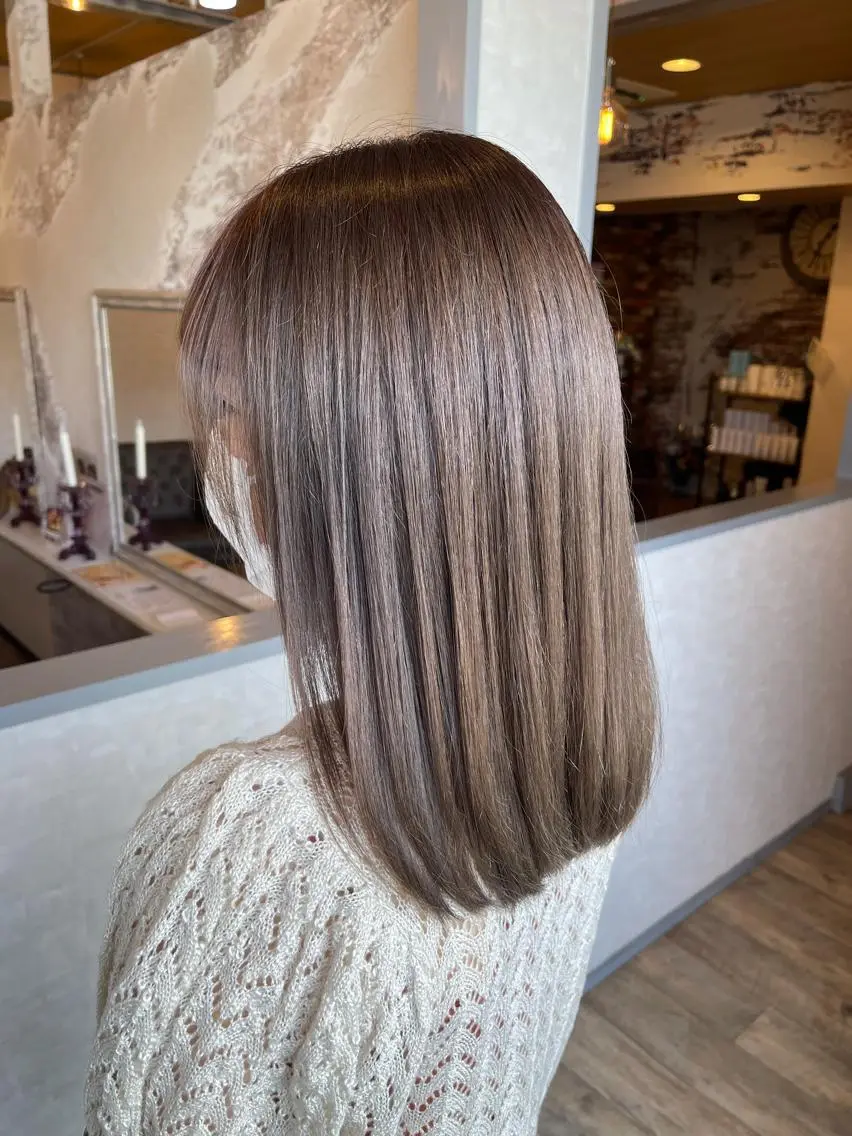 ミディアム カット ヘアカラー トリートメント 【DECIDE L.A.W】氏原　将のヘアスタイル