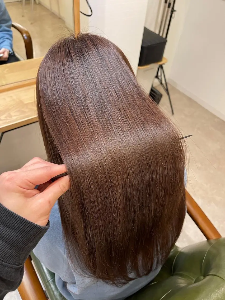 ミディアム カラー 髪質改善 縮毛・酸性ストレート 特化のヘアスタイル