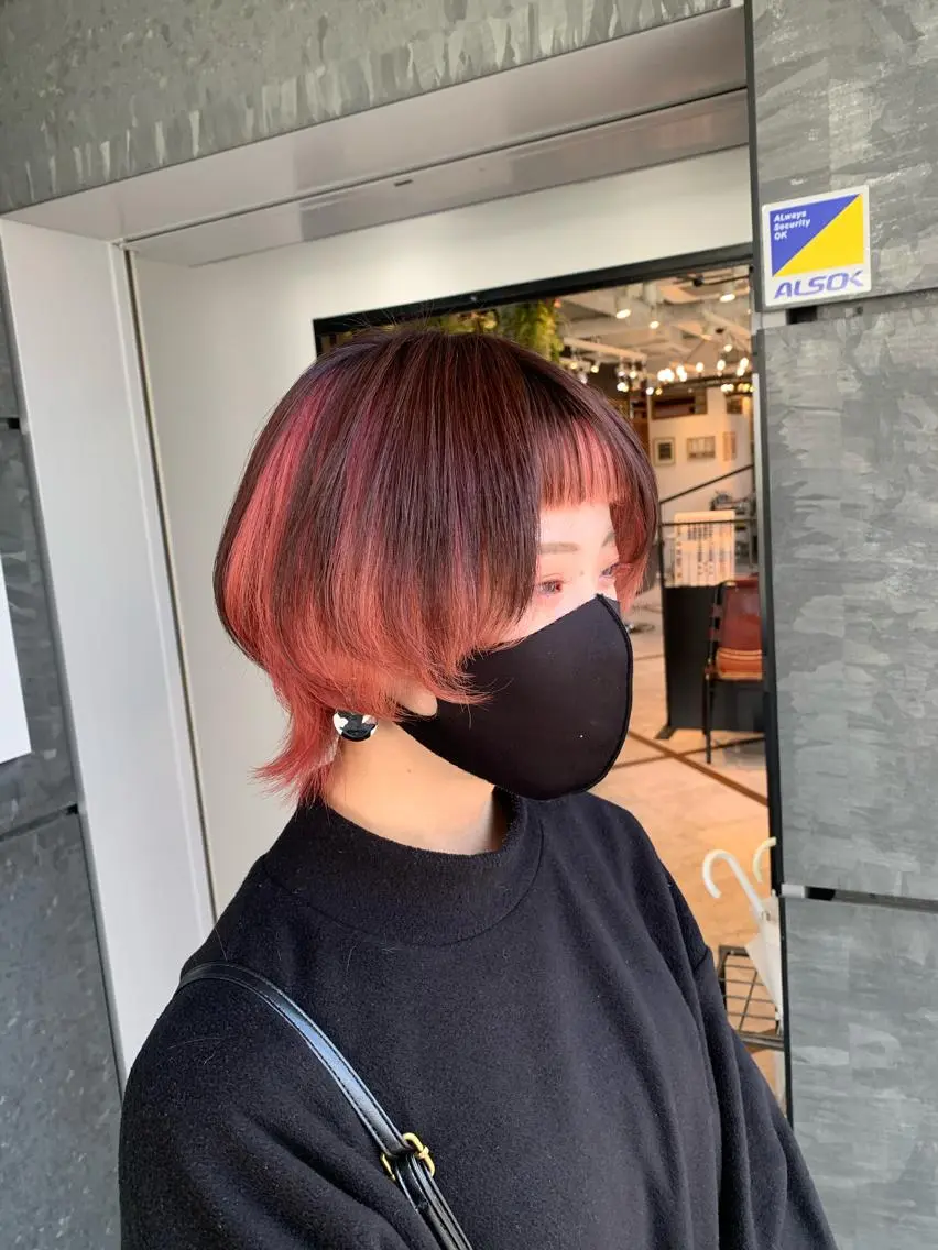 ショート カラー インナーカラー ウルフカット 髪質改善/白髪ぼかし KENTAのヘアスタイル