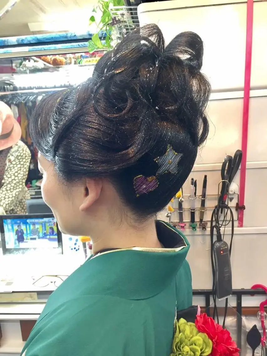 ヘアアレンジ 上辻 博司のヘアスタイル