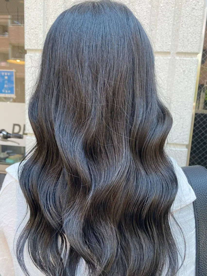 ロング 高橋 柊和のヘアスタイル