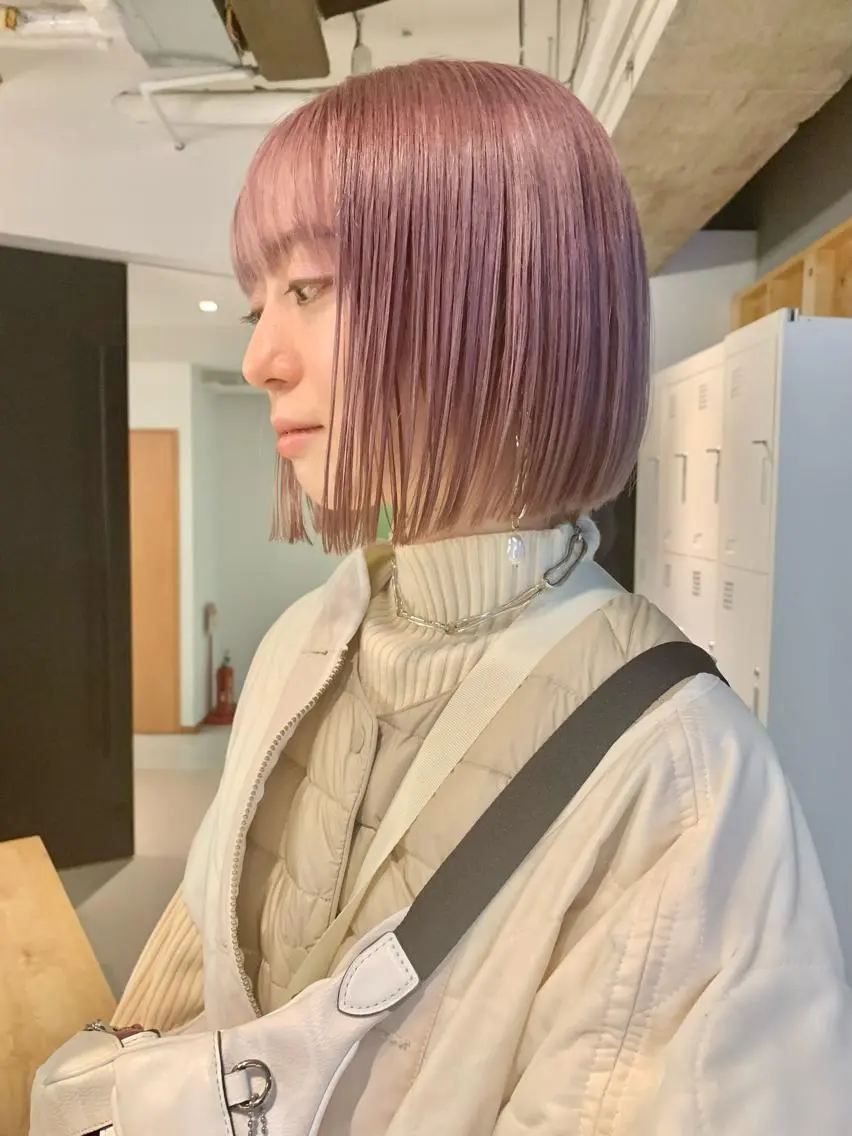 ショート カラー ショートボブ ベージュカラー ブリーチ ハイトーンカラー インナーカラー tension 【テンション】のヘアスタイル