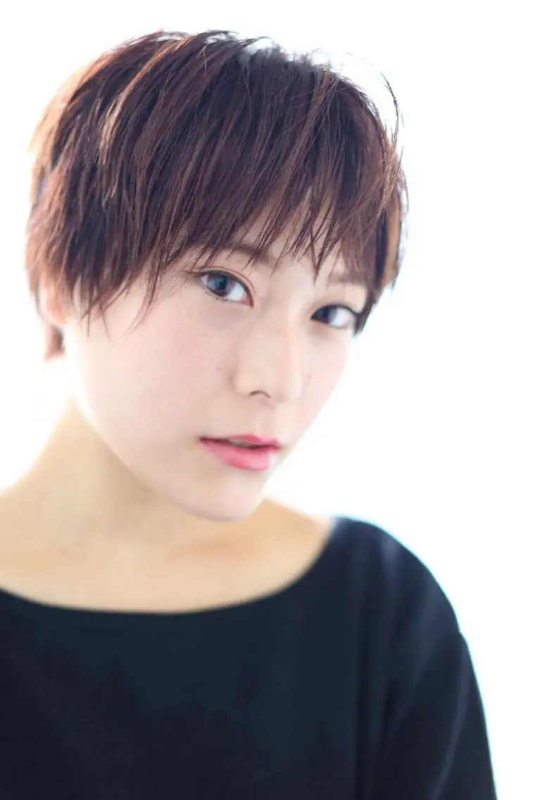 ショート ショートレイヤー レイヤーカット ショートヘア 中野 恵脩のヘアスタイル