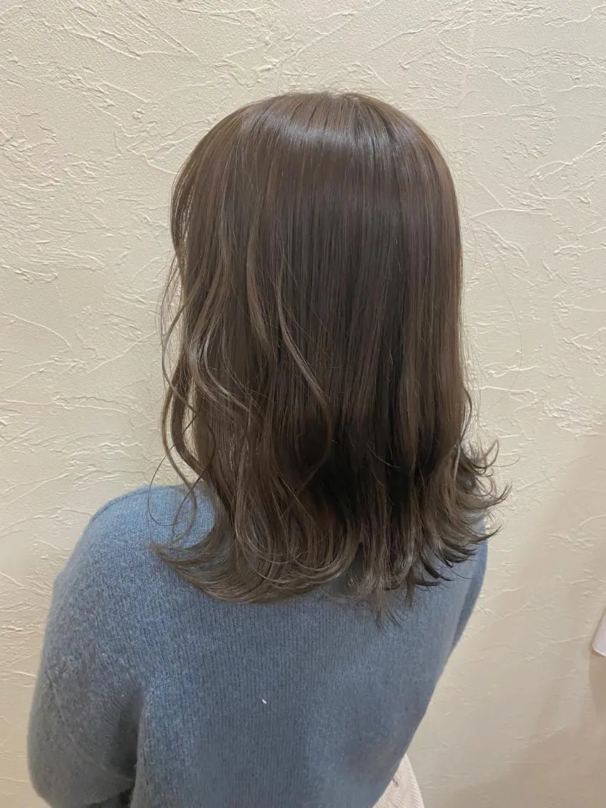 ミディアム カラー ベージュカラー ヘアカラー トリートメント ENIF ヤマグチアツコのヘアスタイル