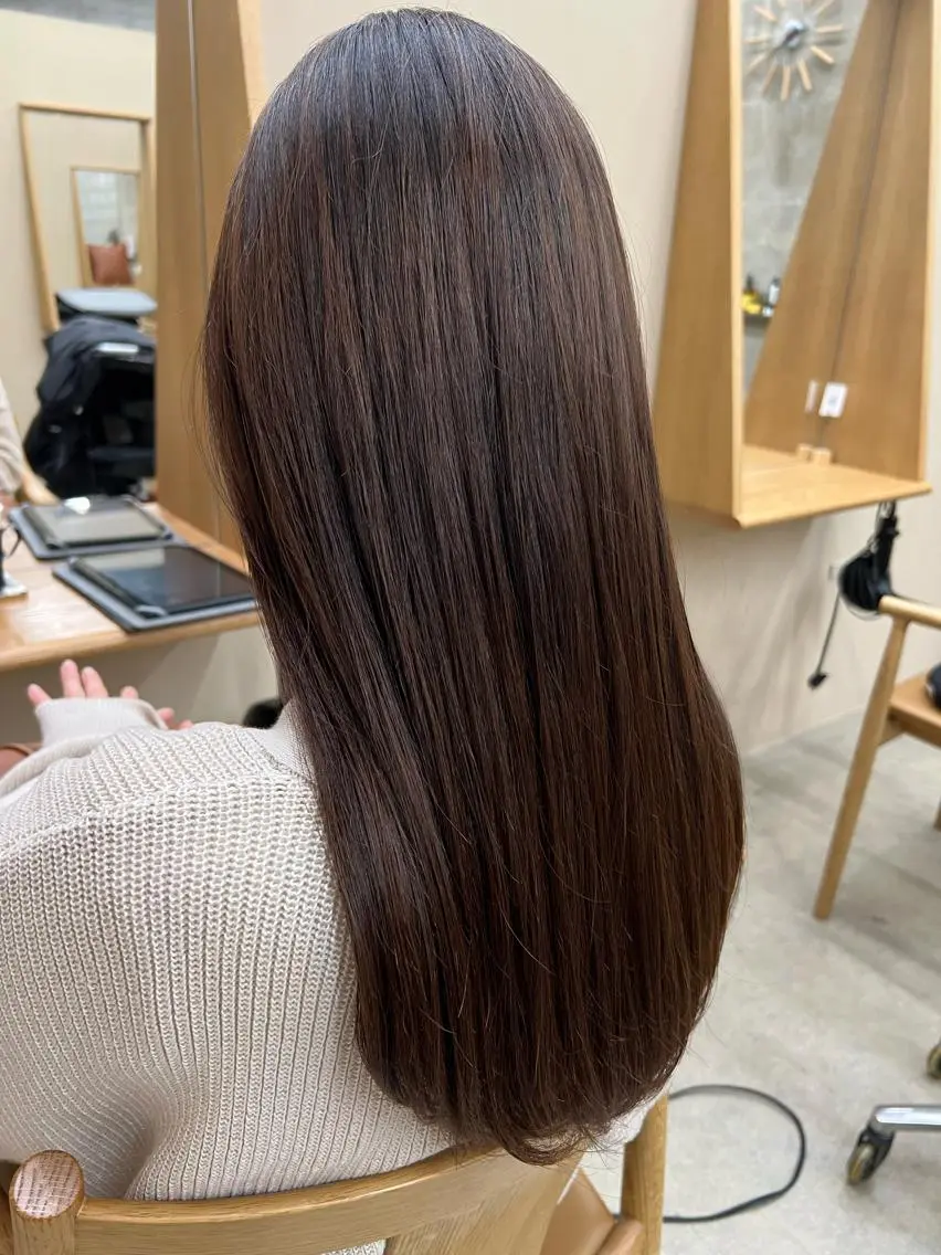 ロング 縮毛矯正 ヘアカラー トリートメント kento レイヤーカットのヘアスタイル