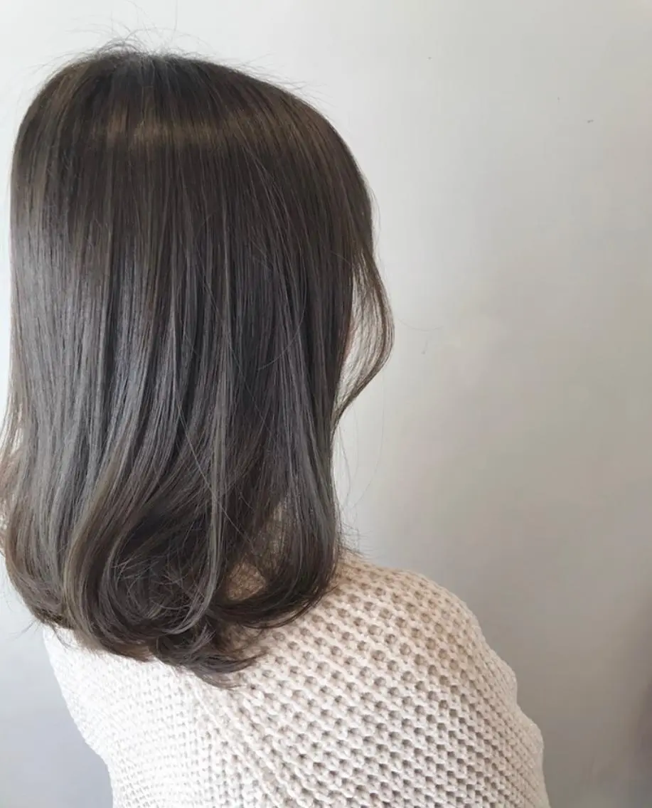 ミディアム カラー グレージュ オレンジ mayo 🐄🌈のヘアスタイル