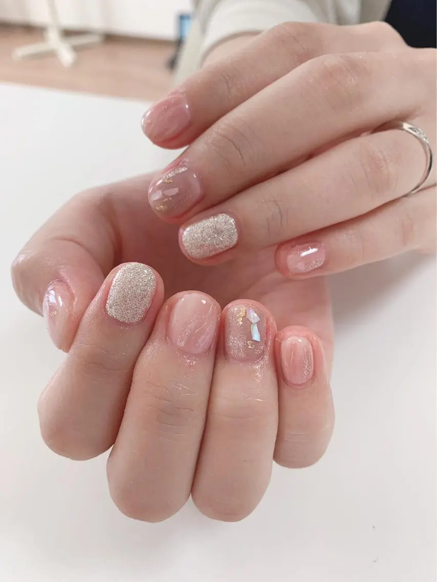 ネイル アートネイル 長さ出し フットネイル グリーン ニュアンスネイル Lily Roseスタッフ一同のマツエク・マツパデザイン