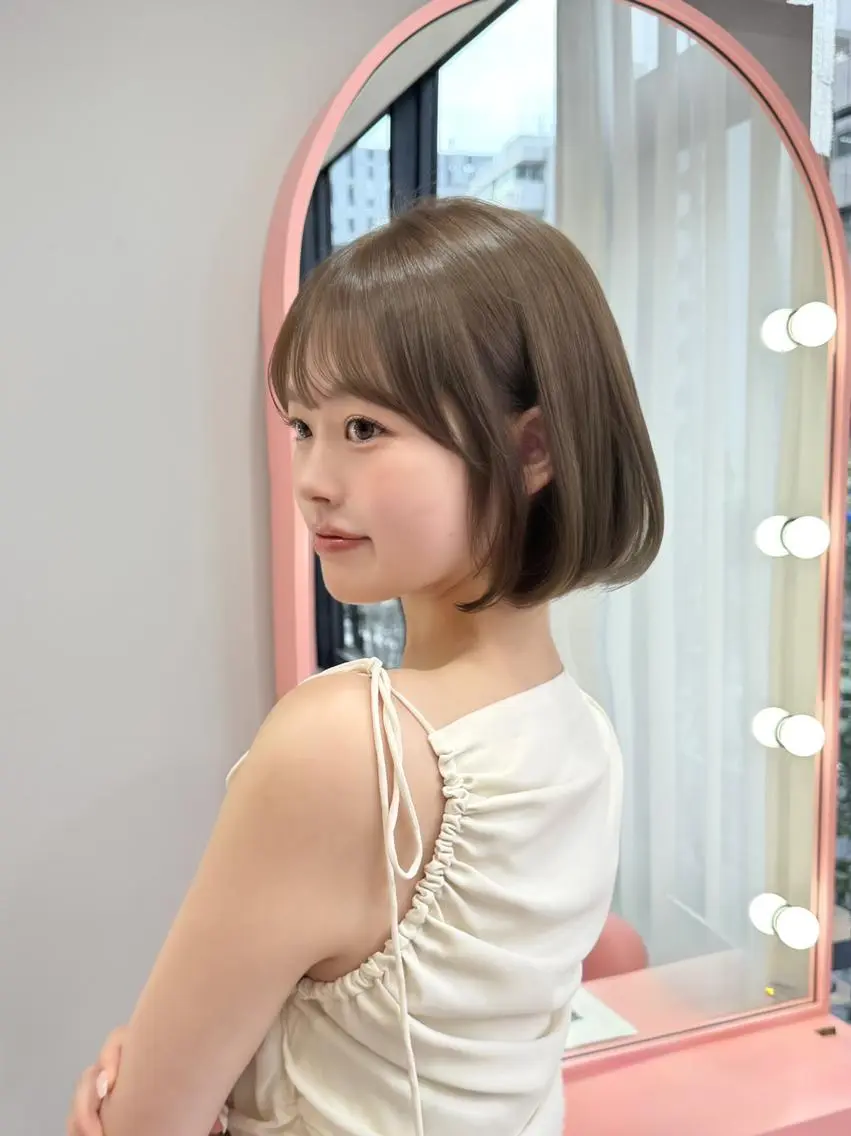 ミディアム カラー ベージュカラー ブリーチ 透明感カラー ブリーチなしカラー オリーブカラー ヘアカラー 渋谷/韓国ヘア/ 顔まわり♡Ayakaのヘアスタイル