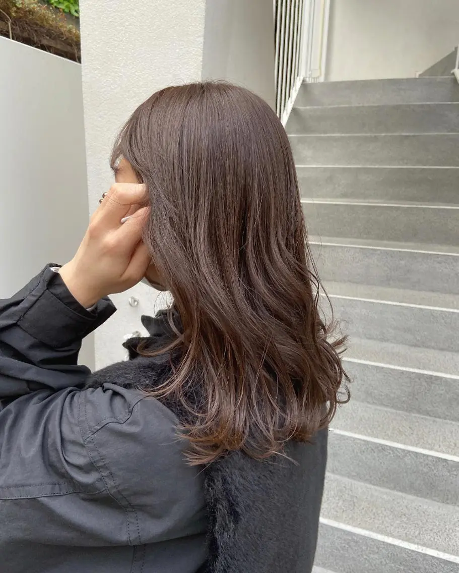 セミロング カラー satsuki 暖色・ブラウンカラーのヘアスタイル