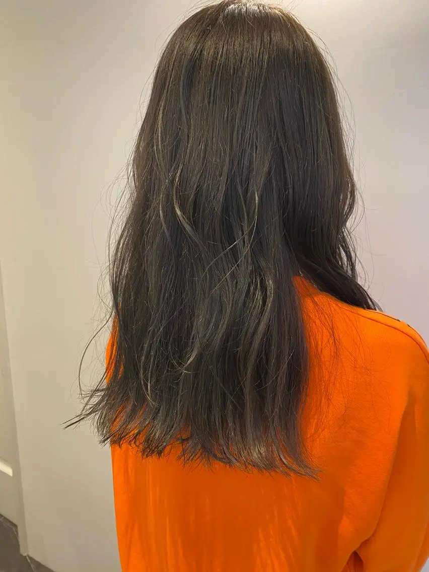 ロング カラー FILMS/sari /似合わせカットのヘアスタイル