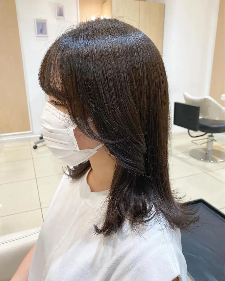 セミロング カラー ベージュカラー オリーブベージュ Ash中目黒店 榊間茜のヘアスタイル