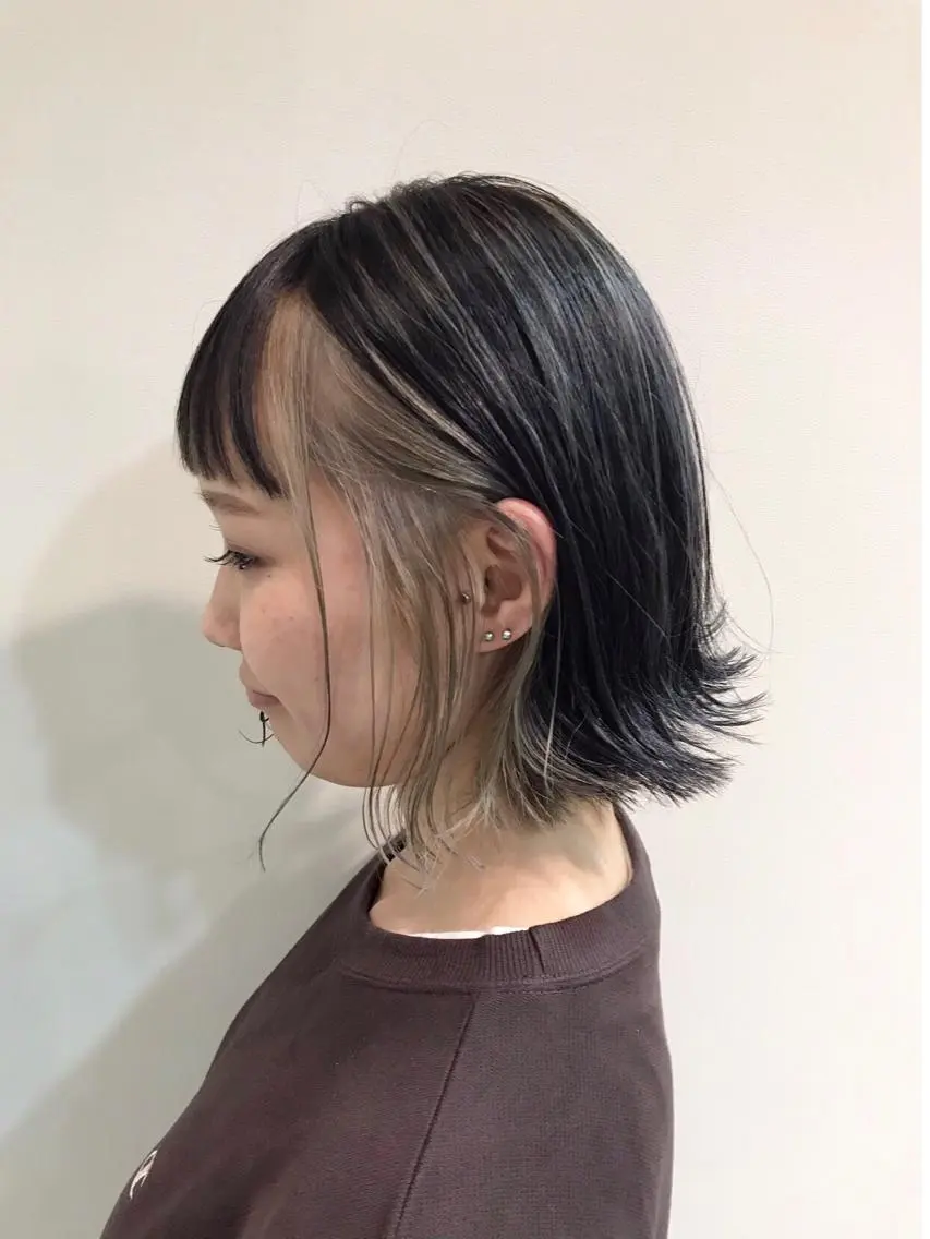 ショート カラー 切りっぱなしボブ ミストバング  フェイスフレーミング イルミナカラー インナーカラー カット 縮毛矯正 トリートメント 安井 匡隆のヘアスタイル