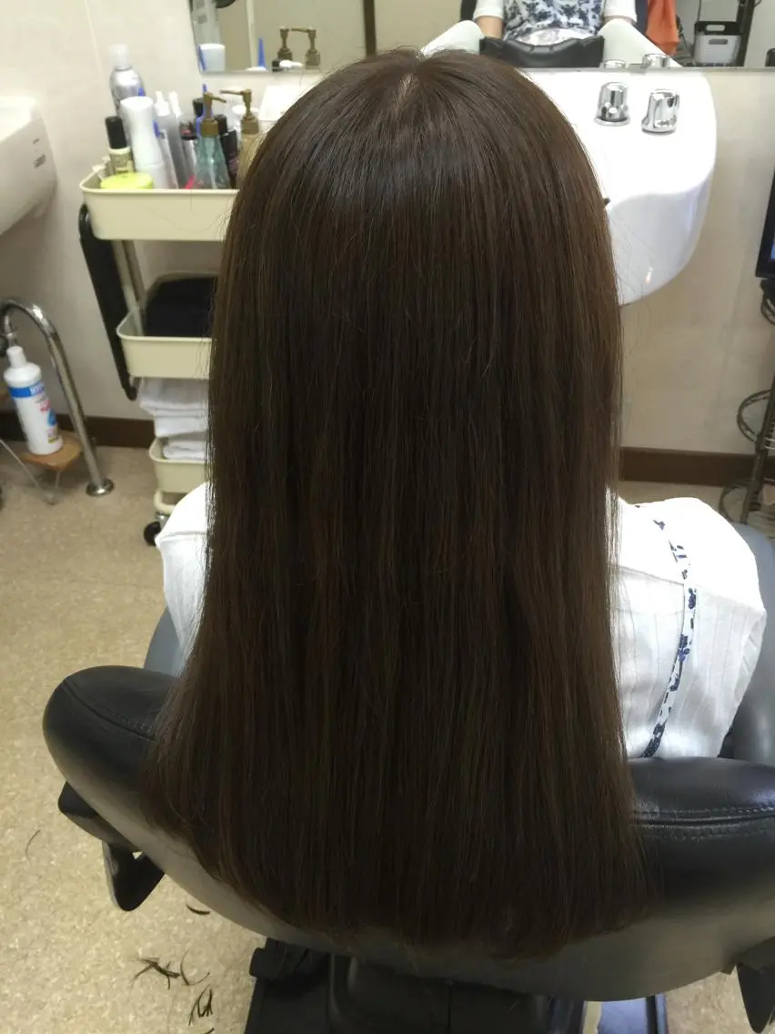 セミロング カット ヘアカラー 石塚 浩のヘアスタイル