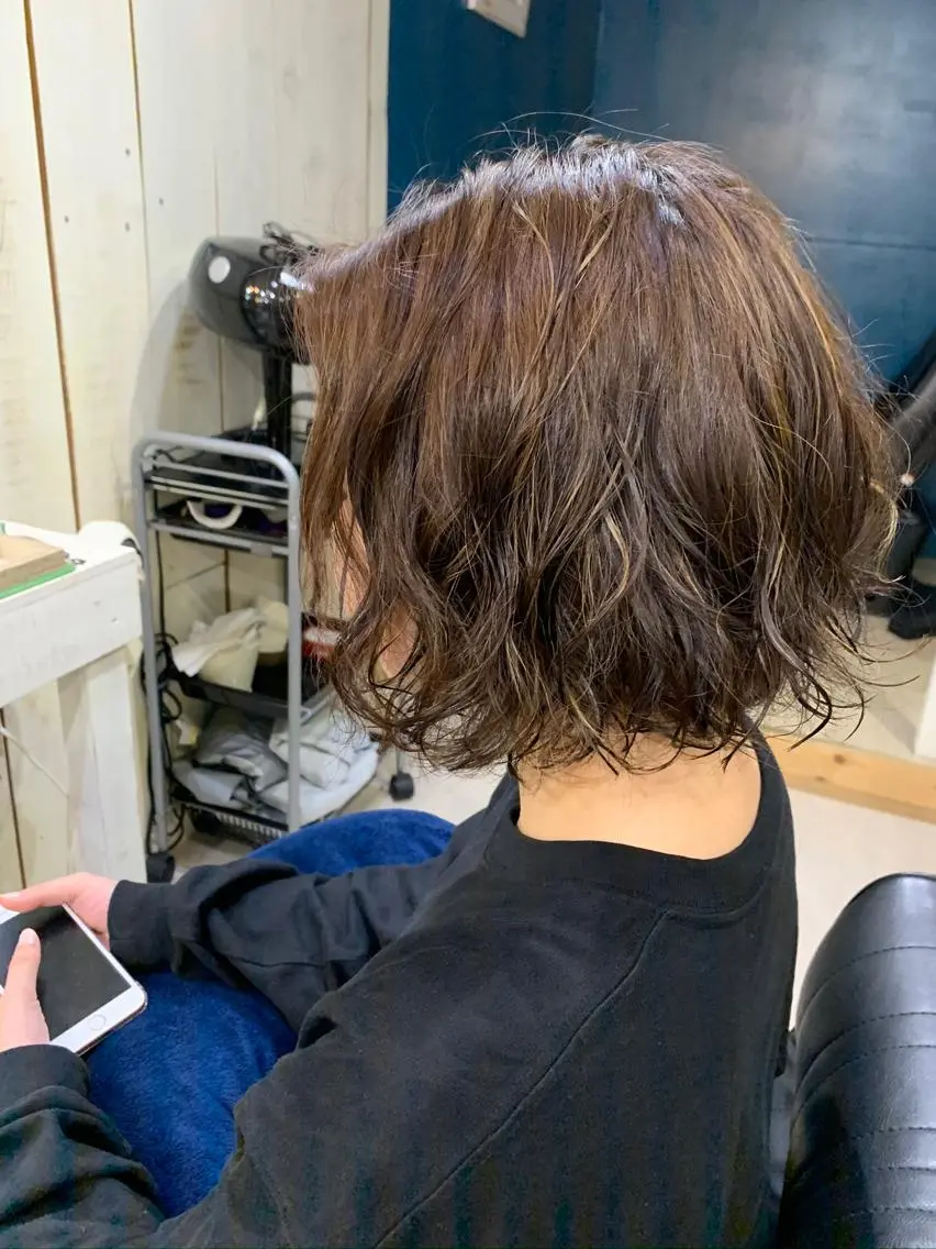 ミディアム パーマ ミディアムパーマ ボブ 鷺谷 玲奈のヘアスタイル