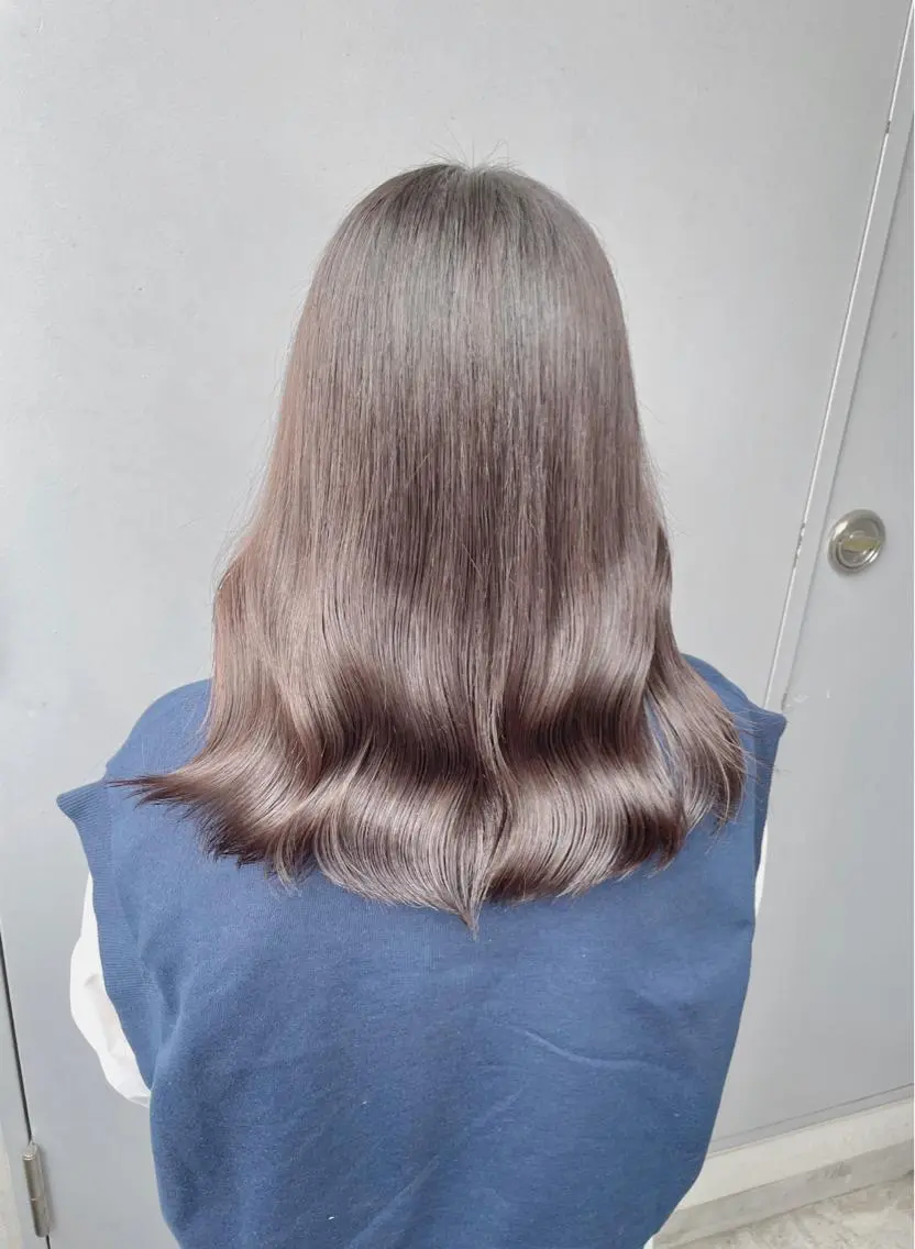 セミロング カラー カット ヘアカラー トリートメント ヘッドスパ ヘアセット ベージュカラー💖 やすひろのヘアスタイル