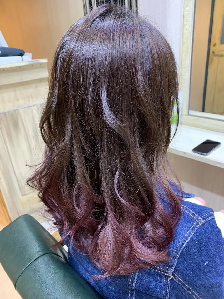 ミディアム アッシュ パープルカラー 【全部無料🙇】 おがわようしんのヘアスタイル