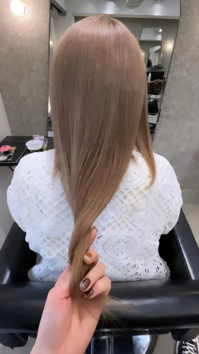 カラー STUD YUKIのヘアスタイル