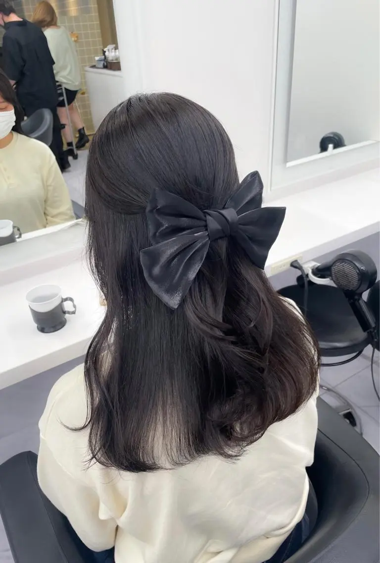 ロング カラー 抜け感レイヤー︴ ニュアンスカラーのヘアスタイル